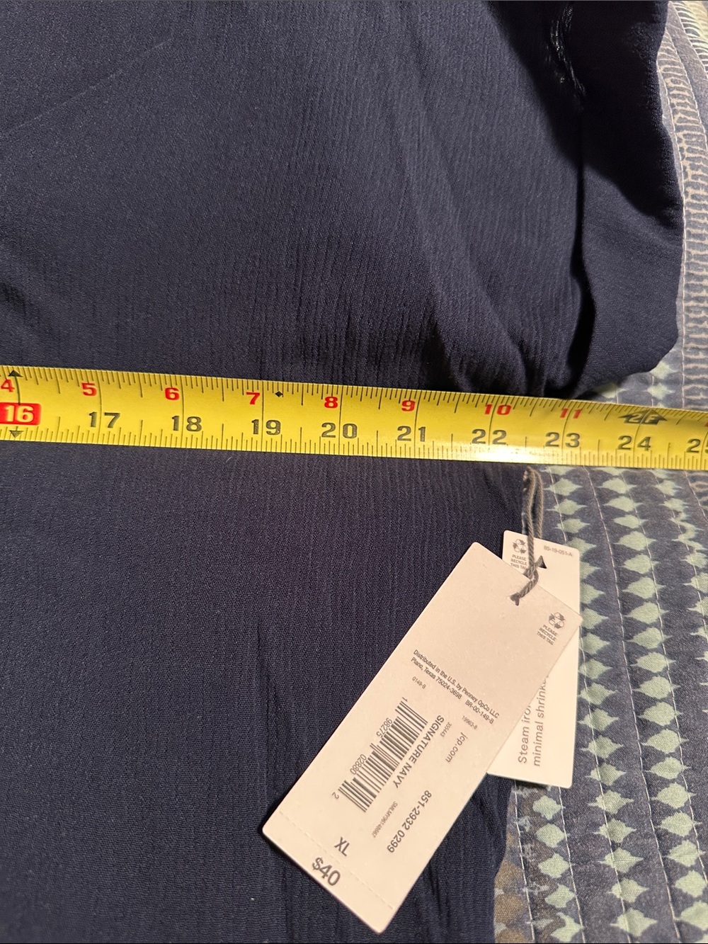 NWT Liz Claiborne Navy V-Neck Roll-Tab Sleeve Tunic - Picture 6 of 7